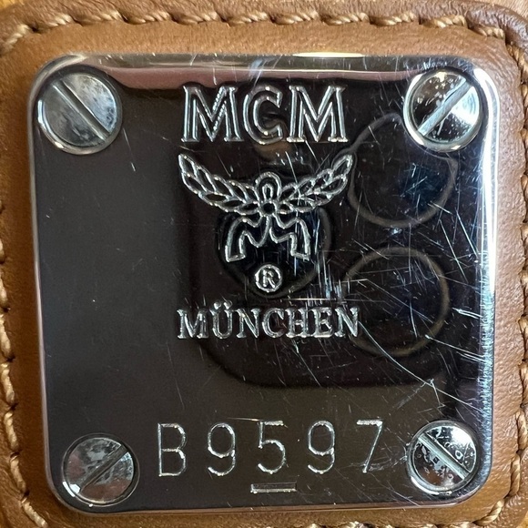 MCM COGNAC VISETOS SHOPPER TOTE BAG - Picture 15 of 15